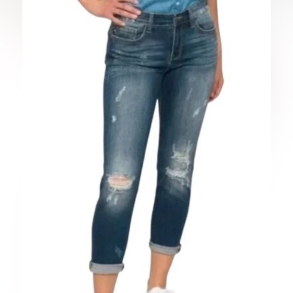 Judy Blue Relaxed Fit Womens Size 32 JB8271 Mid-Rise Blue Denim Jeans Distressed - Picture 1 of 10